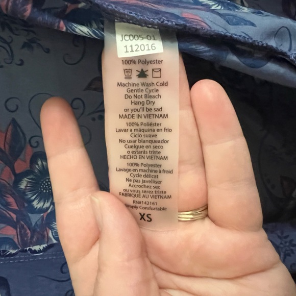 3/$15 LuLaRoe Joy Blue Floral Sleeveless Longline Vest - Picture 4 of 6